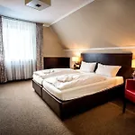 酒店 Parkhotel An Der Freilichtbuehne 梅彭