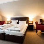 Parkhotel An Der Freilichtbuehne 酒店 梅彭