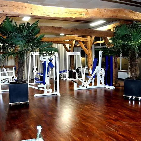 호텔 Parkhotel An Der Freilichtbuehne 3*