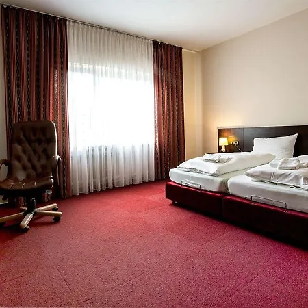 Parkhotel An Der Freilichtbuehne Hotel 3*