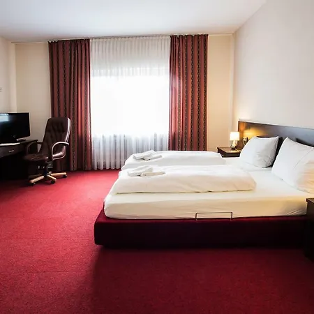 Parkhotel An Der Freilichtbuehne 메펜