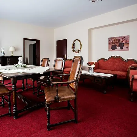 호텔 Parkhotel An Der Freilichtbuehne 메펜